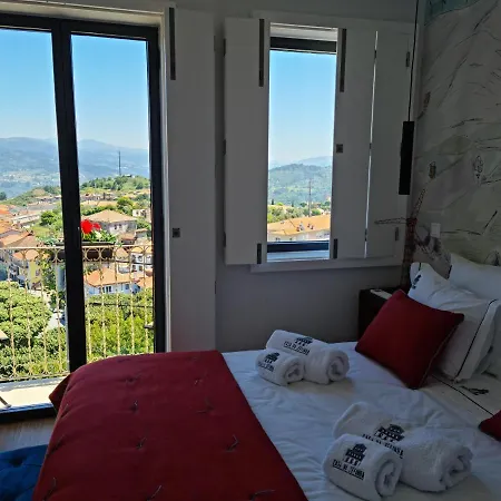 Casa Da Zéfinha. Local Em Cinfães, No Douro
