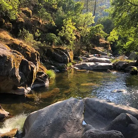 Casa Da Zéfinha, Em Cinfães, No Douro
