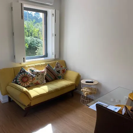 Casa Da Zefinha, Em Cinfaes, No Douro Cinfães