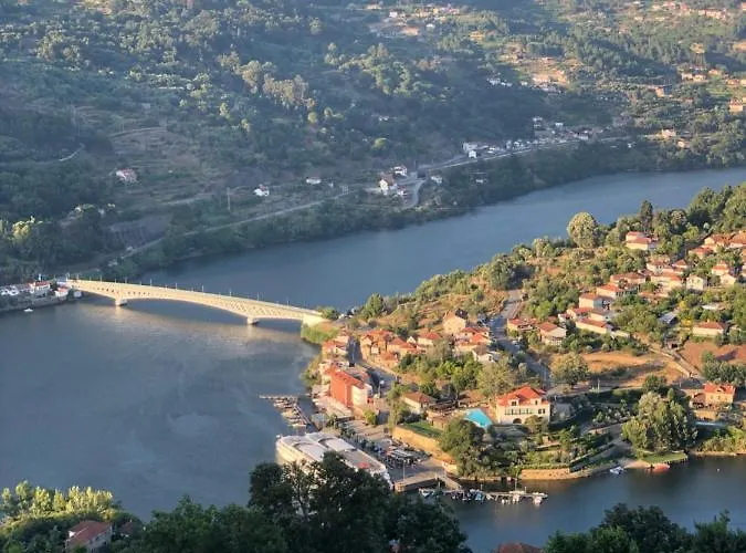 아파트 Casa Da Zefinha, Em Cinfaes, No Douro 친파에스