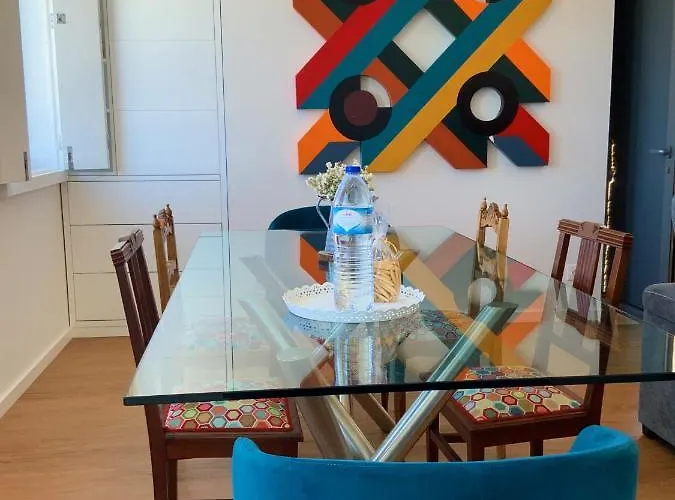 Casa Da Zefinha, Em Cinfaes, No Douro * Cinfães